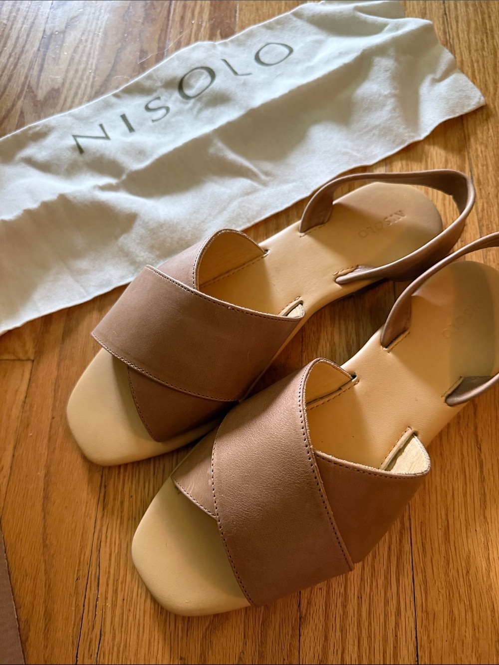 Nisolo sz 9.5 All Day Tan Leather Cross-Strap Slingback Sandals almond NIB